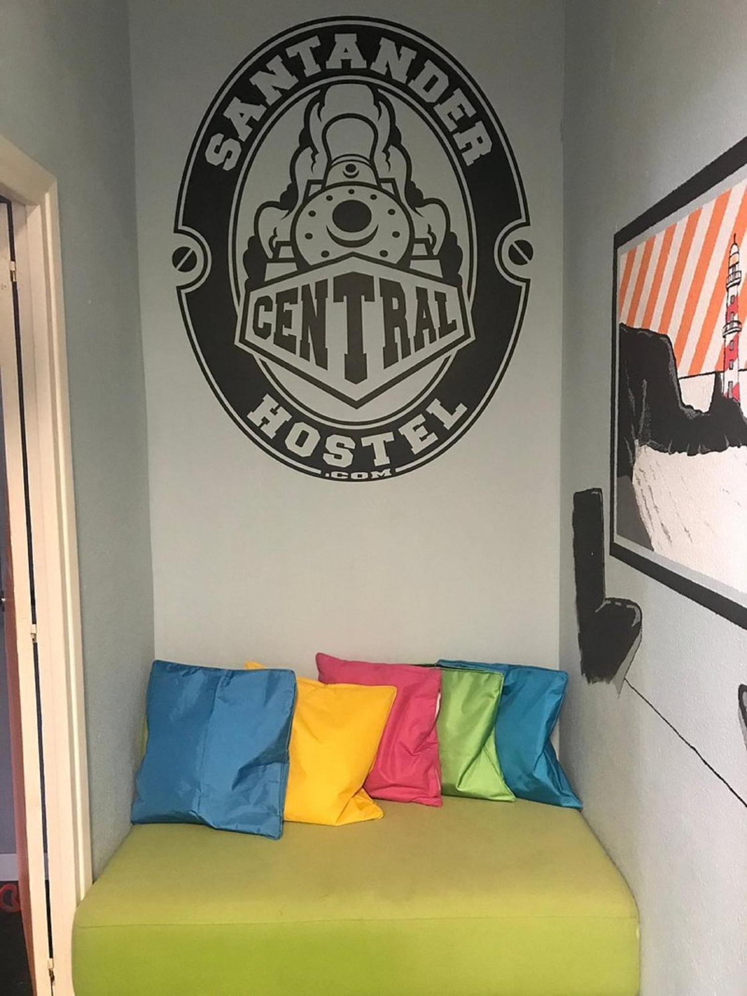 Santander Central Hostel Bagian luar foto